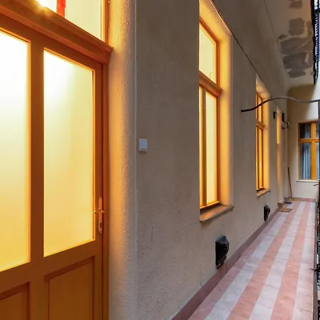 A Little Heaven In Heart Of Apartment *